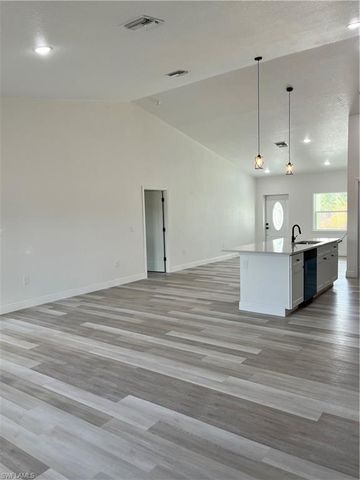 1610 Robert AVE, Lehigh Acres, FL 33972