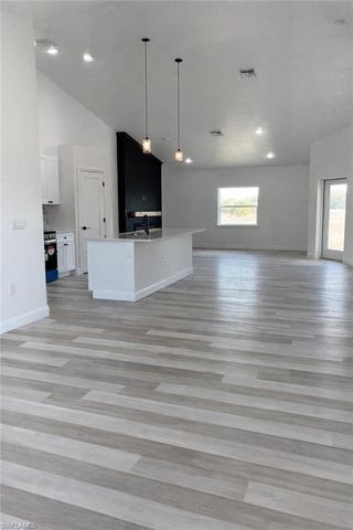 1610 Robert AVE, Lehigh Acres, FL 33972