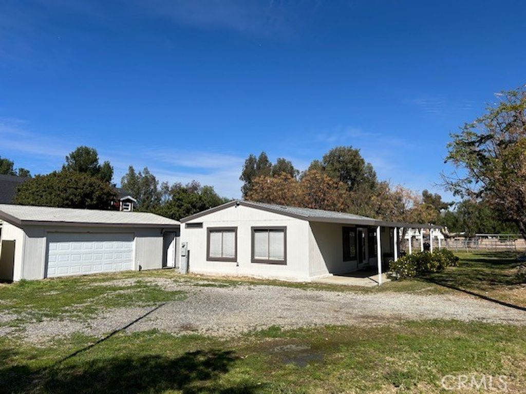 32720 Webb Drive, Wildomar, CA 92595