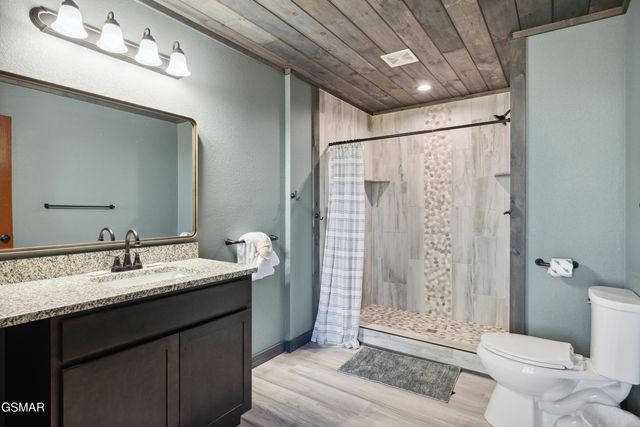 764 Chestnut Drive, Gatlinburg, TN 37738