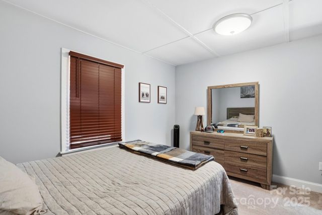 910 Roosevelt Street, Badin, NC 28009