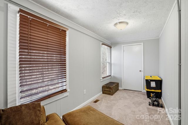 910 Roosevelt Street, Badin, NC 28009