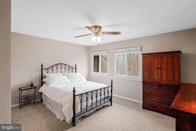 12021 INSHA CT, Reston, VA 20191