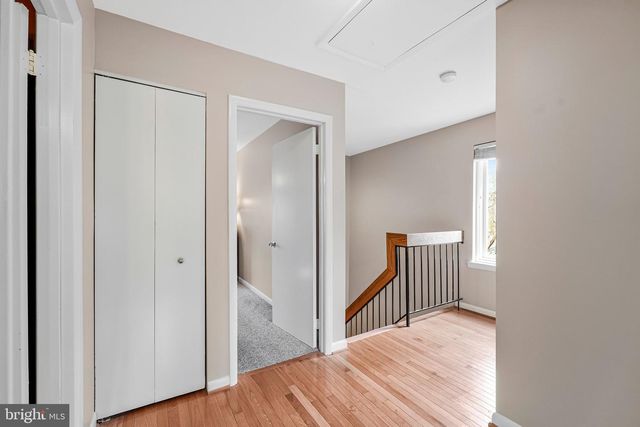 12021 INSHA CT, Reston, VA 20191