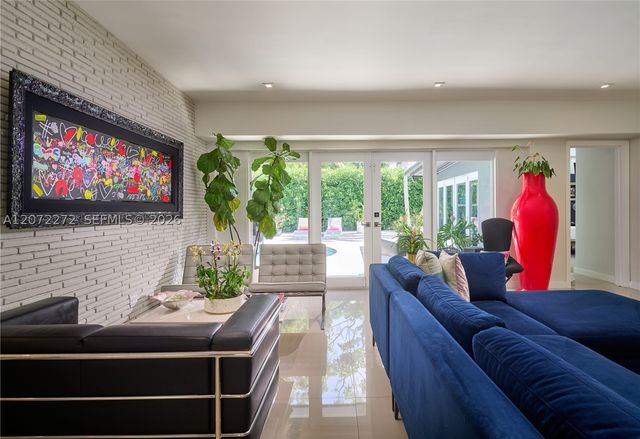 2155 NE 191st Dr, North Miami Beach, FL 33179