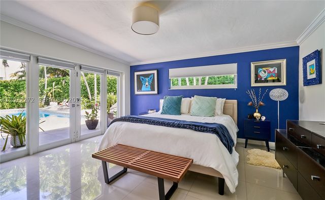 2155 NE 191st Dr, North Miami Beach, FL 33179