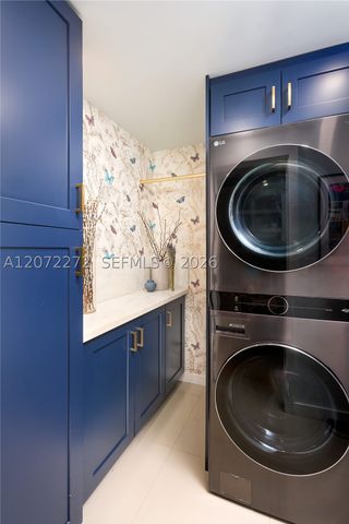2155 NE 191st Dr, North Miami Beach, FL 33179