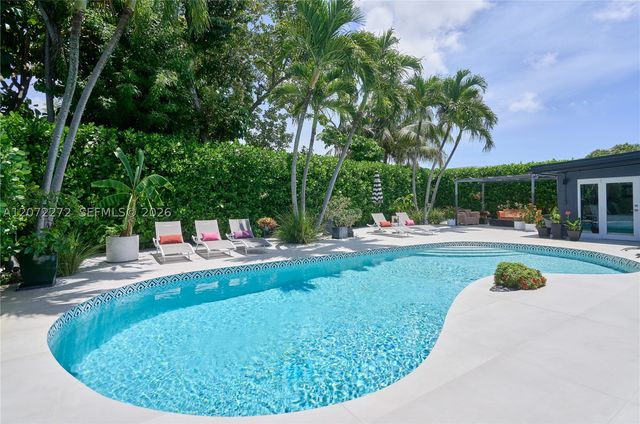2155 NE 191st Dr, North Miami Beach, FL 33179