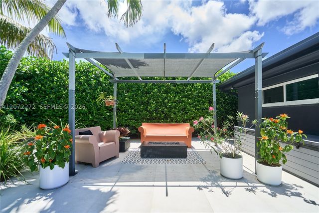 2155 NE 191st Dr, North Miami Beach, FL 33179
