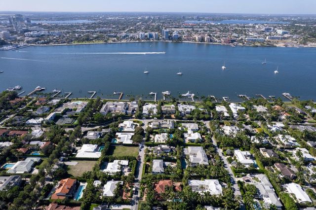 223 Coral Lane, Palm Beach, FL 33480