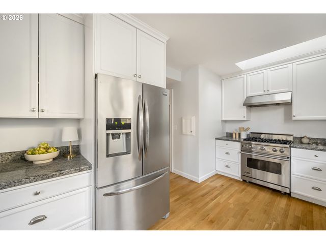 3023 Ne 18TH Ave, Portland, OR 97212