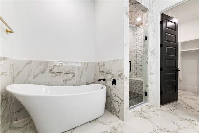 4413 S 88th Street, Bentonville, AR 72713