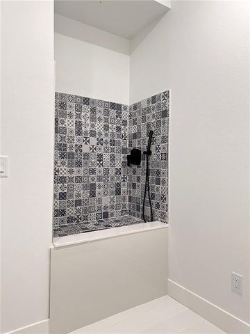 4413 S 88th Street, Bentonville, AR 72713