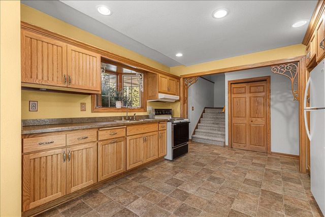 3559 North Shore DRIVE, Hubertus, WI 53033