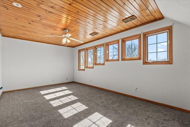 3559 North Shore DRIVE, Hubertus, WI 53033