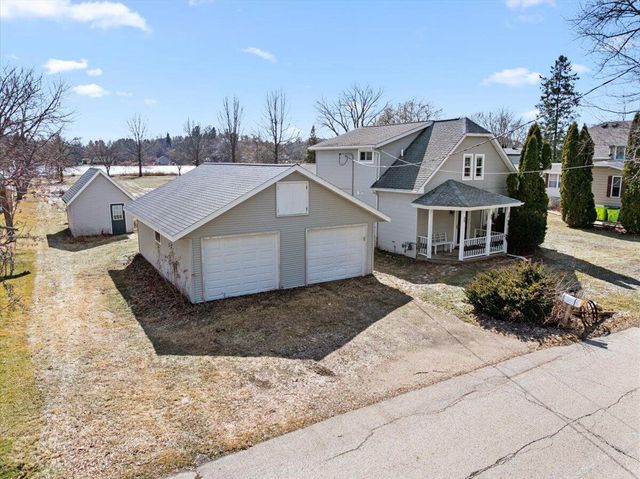 3559 North Shore DRIVE, Hubertus, WI 53033