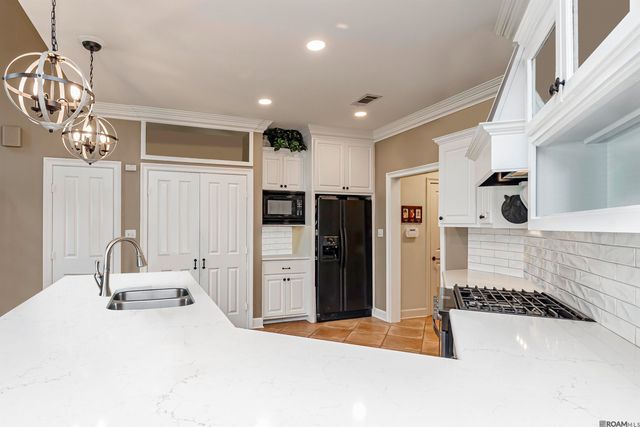 10261 Island Rd, Ventress, LA 70783