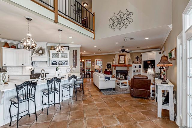 10261 Island Rd, Ventress, LA 70783