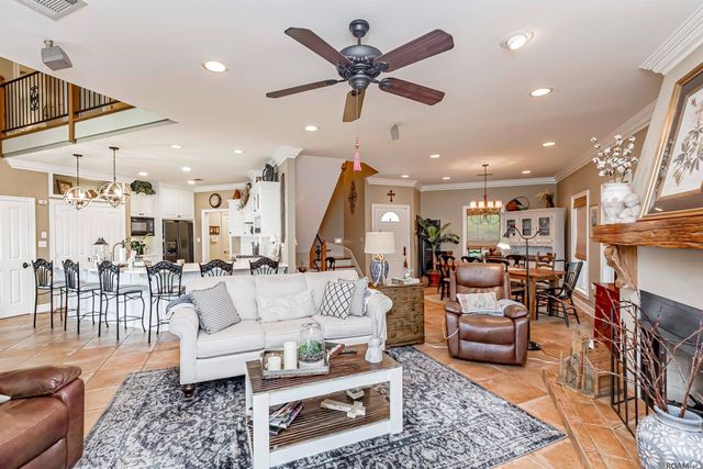 10261 Island Rd, Ventress, LA 70783