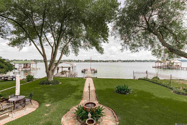 10261 Island Rd, Ventress, LA 70783