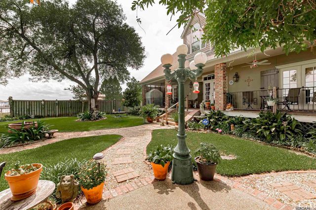 10261 Island Rd, Ventress, LA 70783