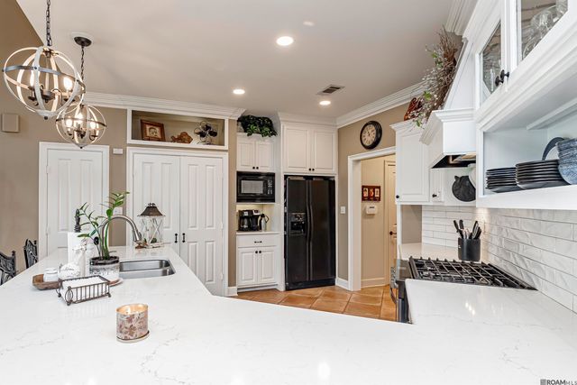 10261 Island Rd, Ventress, LA 70783