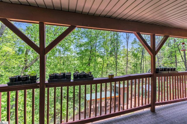 189 Caledonia Road, Landrum, SC 29356