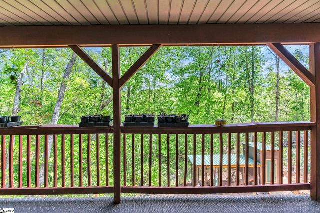 189 Caledonia Road, Landrum, SC 29356
