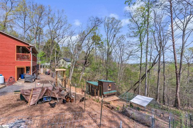 189 Caledonia Road, Landrum, SC 29356