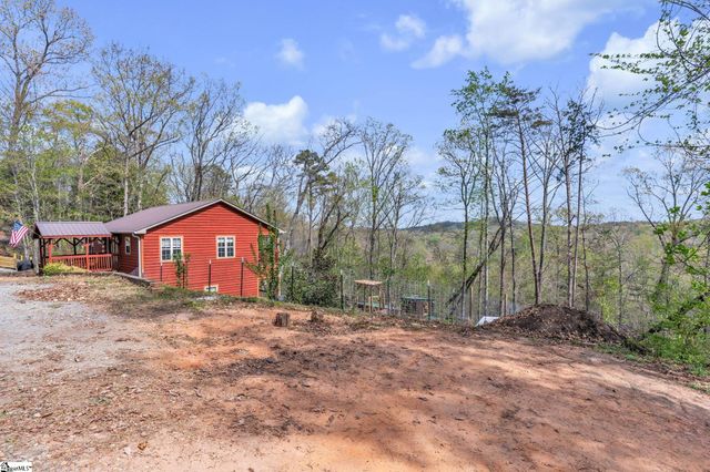 189 Caledonia Road, Landrum, SC 29356