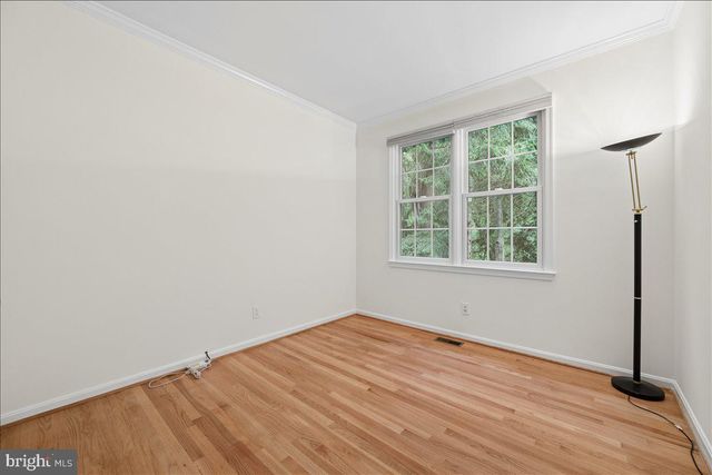 18710 SEVERN RD, Gaithersburg, MD 20879
