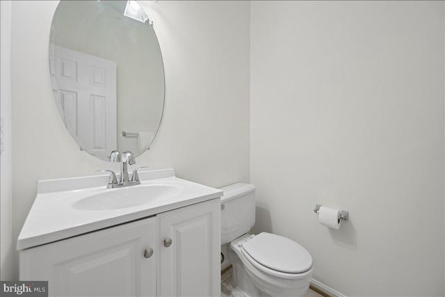 18710 SEVERN RD, Gaithersburg, MD 20879
