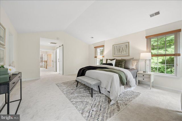 18710 SEVERN RD, Gaithersburg, MD 20879