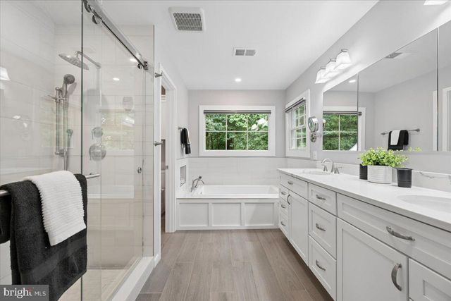 18710 SEVERN RD, Gaithersburg, MD 20879