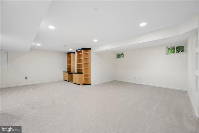 18710 SEVERN RD, Gaithersburg, MD 20879