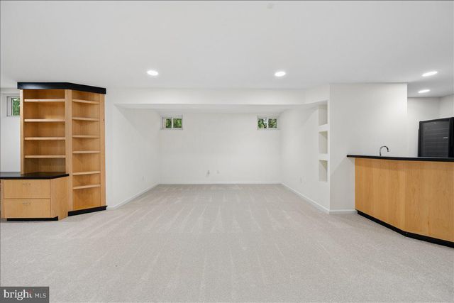 18710 SEVERN RD, Gaithersburg, MD 20879