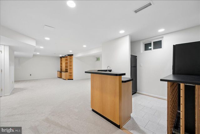 18710 SEVERN RD, Gaithersburg, MD 20879