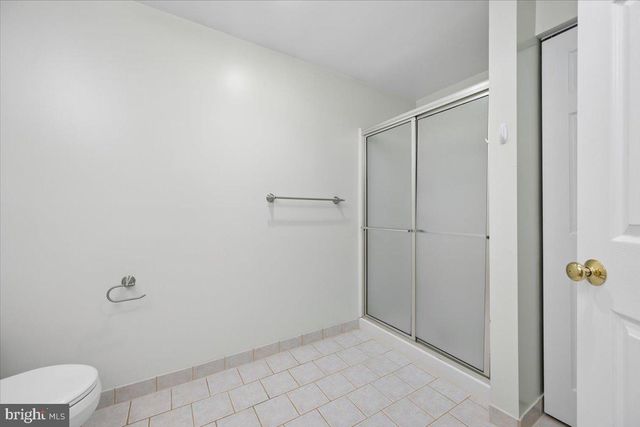 18710 SEVERN RD, Gaithersburg, MD 20879
