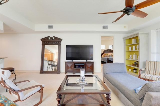 26206 AVENIDA LAS COLINAS 4A, Howey In The Hills, FL 34737