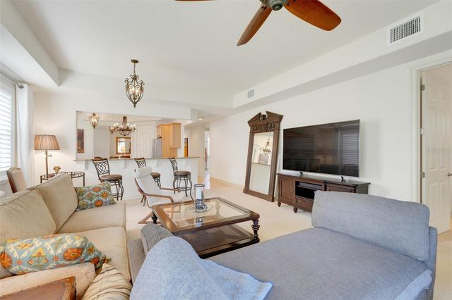 26206 AVENIDA LAS COLINAS 4A, Howey In The Hills, FL 34737