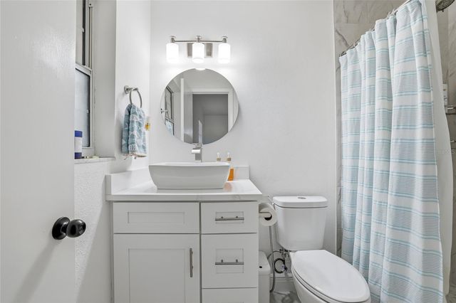 9402 N NEWPORT AVENUE, Tampa, FL 33612