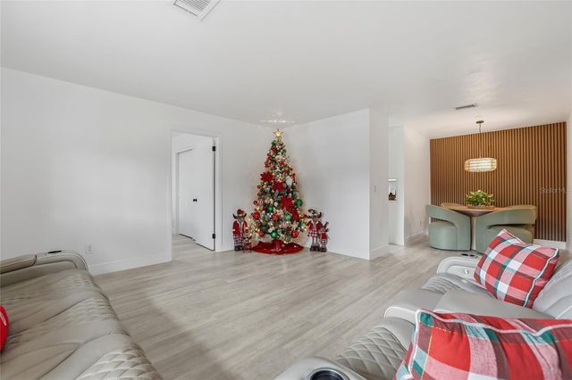 9402 N NEWPORT AVENUE, Tampa, FL 33612