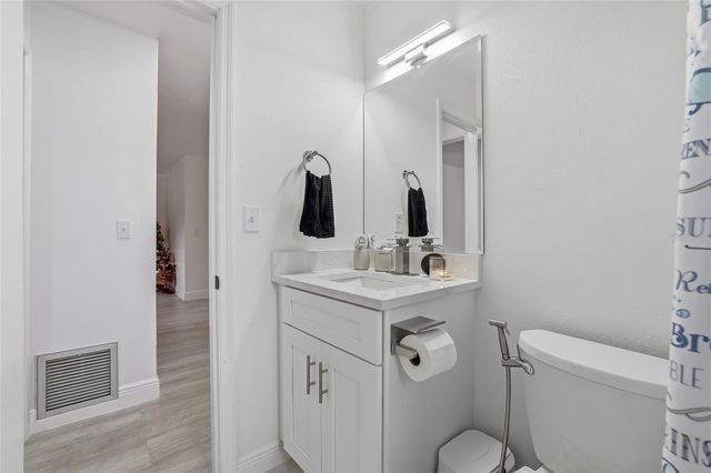 9402 N NEWPORT AVENUE, Tampa, FL 33612