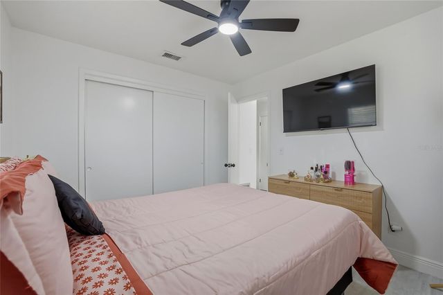 9402 N NEWPORT AVENUE, Tampa, FL 33612