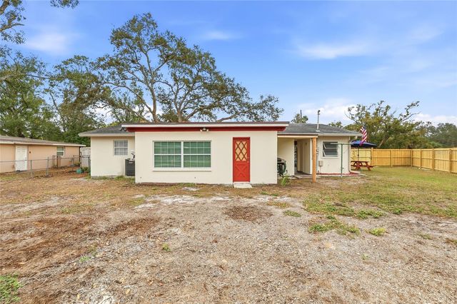 9402 N NEWPORT AVENUE, Tampa, FL 33612