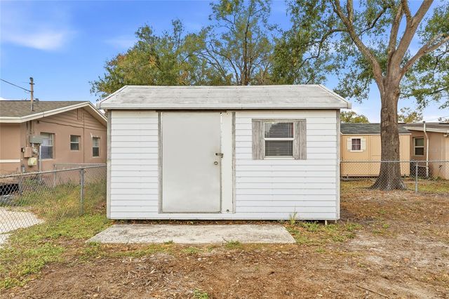 9402 N NEWPORT AVENUE, Tampa, FL 33612