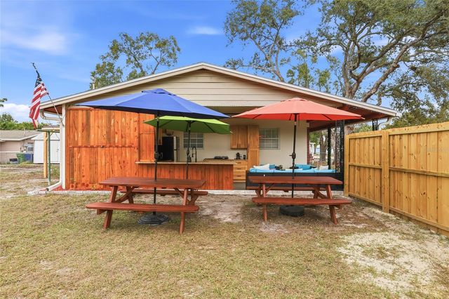 9402 N NEWPORT AVENUE, Tampa, FL 33612