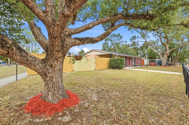 9402 N NEWPORT AVENUE, Tampa, FL 33612