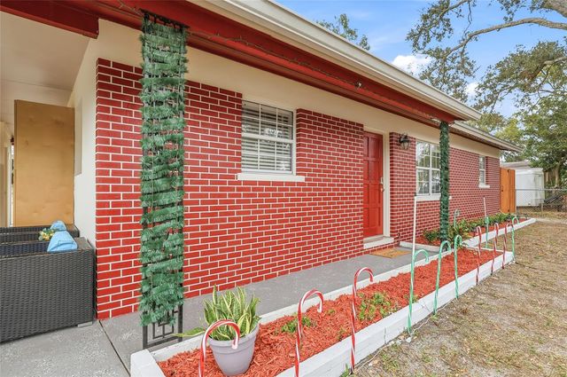 9402 N NEWPORT AVENUE, Tampa, FL 33612