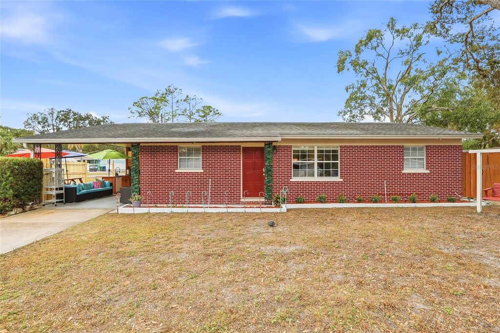 9402 N NEWPORT AVENUE, Tampa, FL 33612